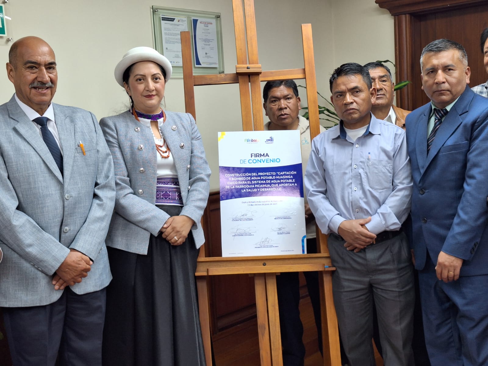 FIRMA DE CONVENIO IMPULSA PROYECTO DE AGUA POTABLE EN PICAIHUA